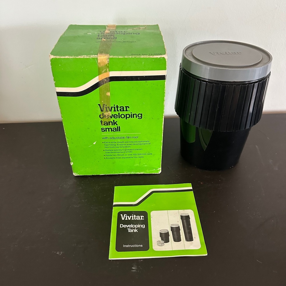 Vivitar Developing Tank Small with Adjustable Film Reel 35mm 120 220 74-0508 Box